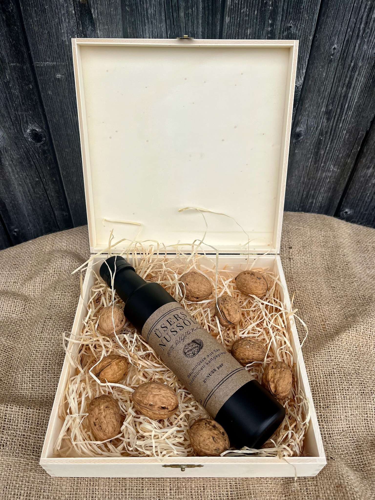 WEIBEL Geschenkset - Nussöl geNUSS im Holzkistli