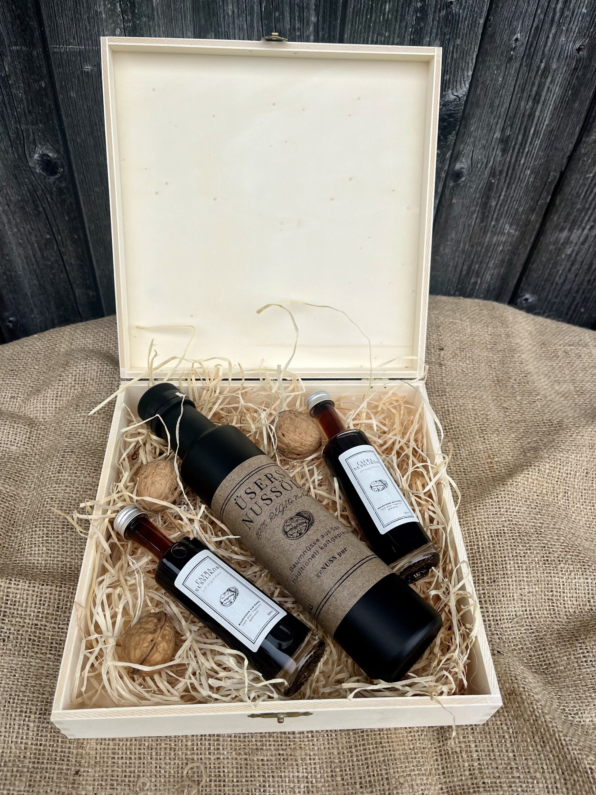 WEIBEL Geschenkset - geNUSS im Holzkistli